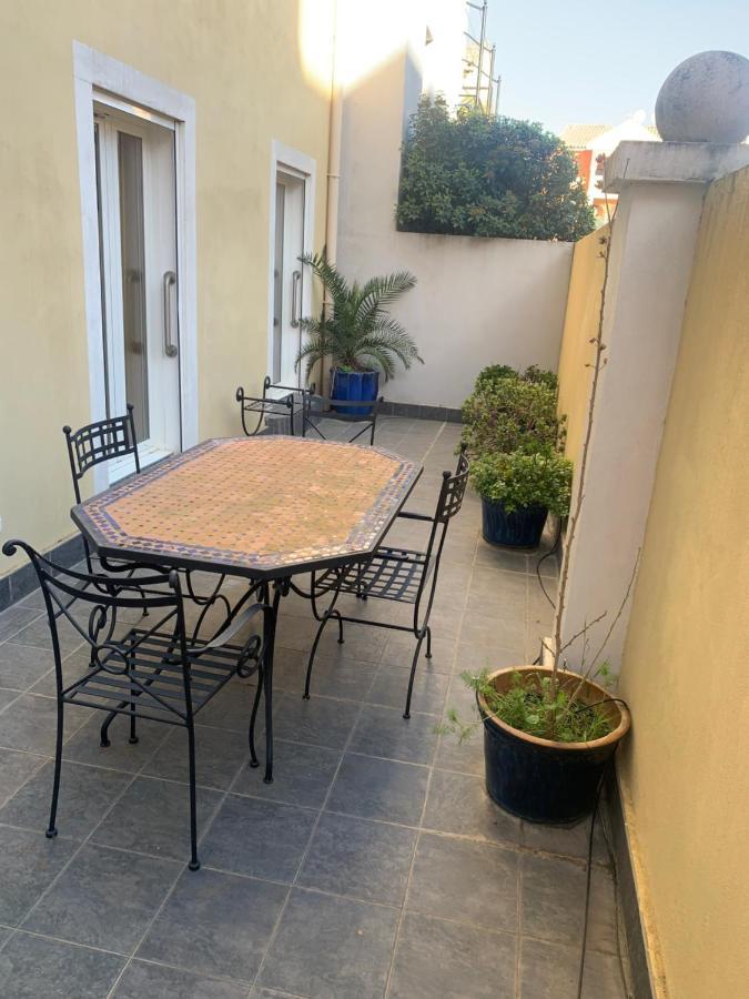 Le Palais Venitien Apartment Saint-Cyr-sur-Mer Bagian luar foto